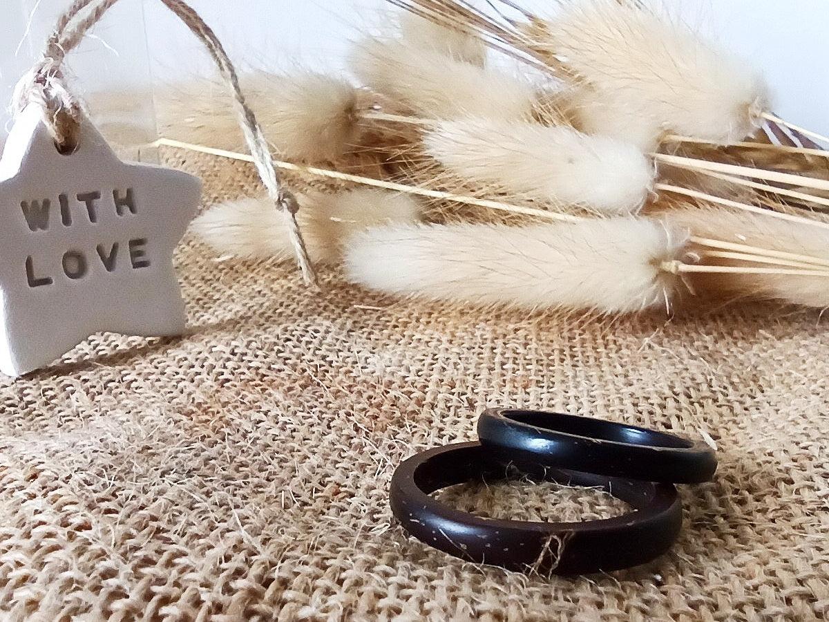 Amazon.com: Personalized Promise Rings for Couples Infinity Love You  Matching Rings for Couples Set Matching Wedding Engagement Bands for Him  and Her Couples Rings Anniversary Birthday Gift for Him Her : Clothing,